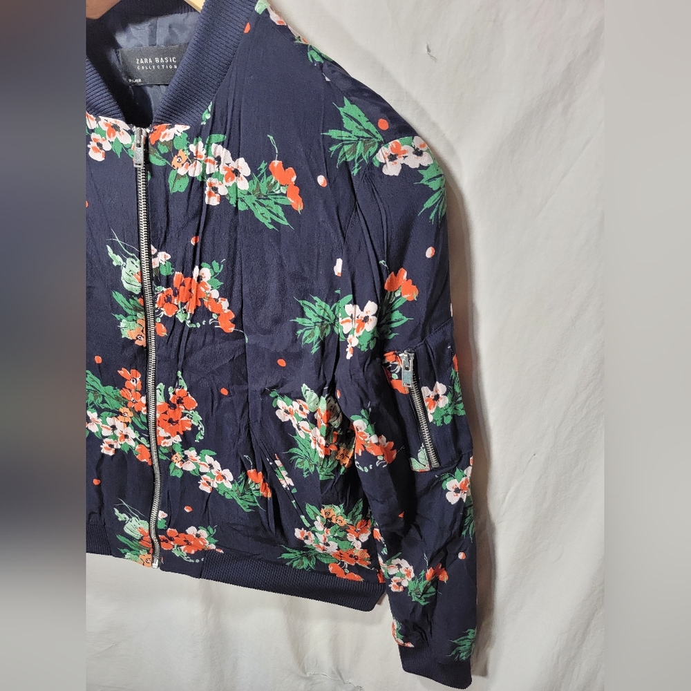 Zara Basic Collection Size Large Flower Covered B… - image 5